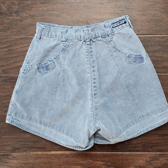 Vintage Stand Up Shorts - Picture 3 of 4